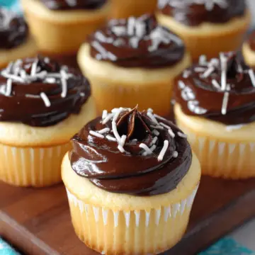 Boston Cream Pie Cupcakes