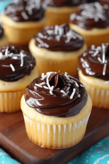 Boston Cream Pie Cupcakes