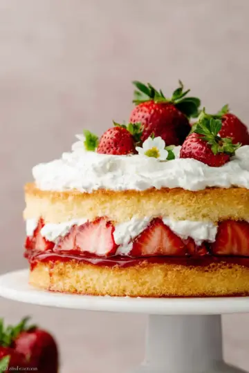 One Layer Strawberry Shortcake Cake
