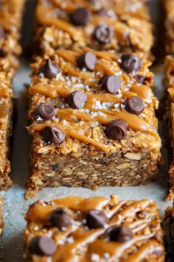 7-Ingredient Banana Peanut Butter Oat Bars