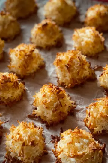 Coquito Coconut Macaroons